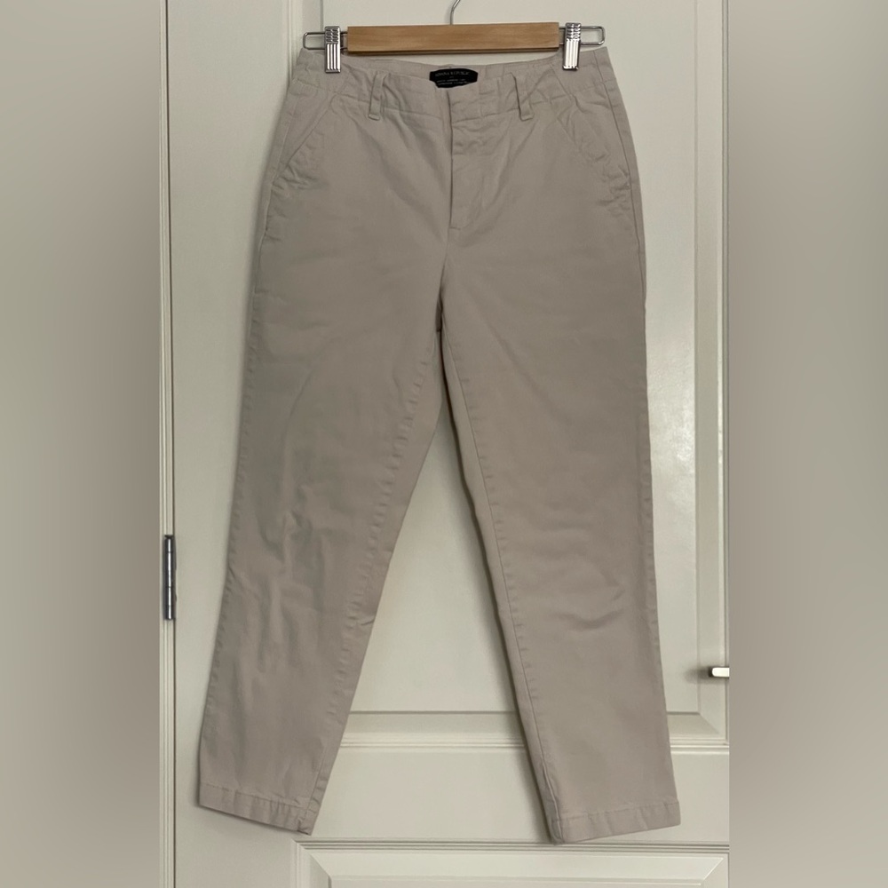 BANANA REPUBLIC Cream Slim Fit Cropped Chinos Petite 0 Stretch